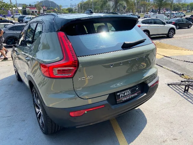 Volvo XC40 Recharge - Imagem 7