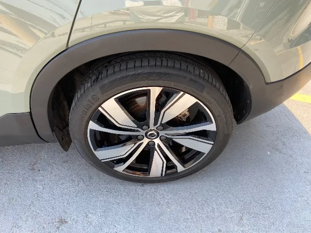 Volvo XC40 Recharge - Imagem 10