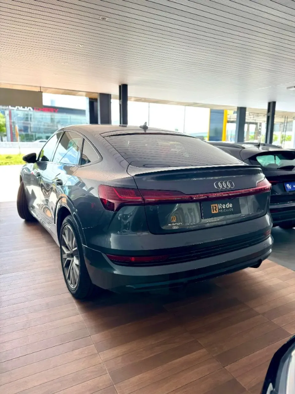 Audi E-tron Sportback - Imagem 10