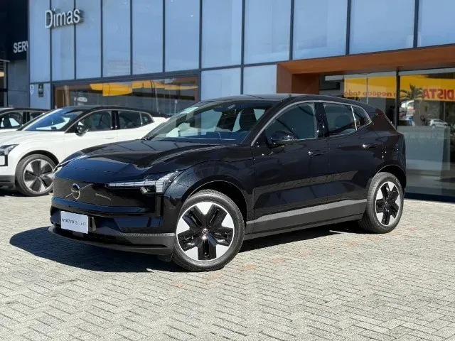 Volvo EX30 - Imagem 2