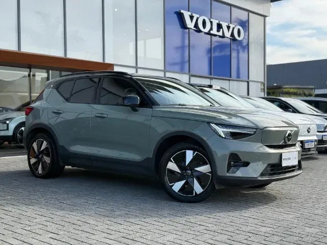 Volvo XC40 Recharge - Imagem 4