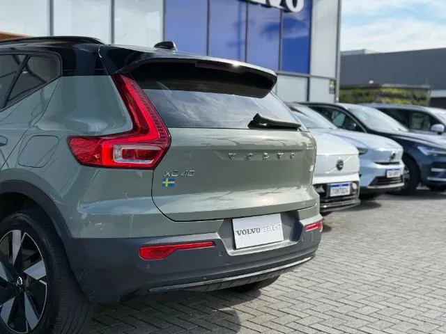 Volvo XC40 Recharge - Imagem 10
