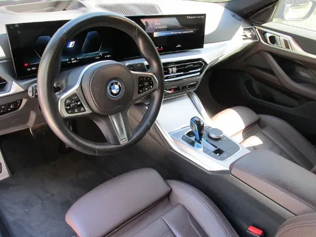 BMW I4 Edrive35 - Imagem 10