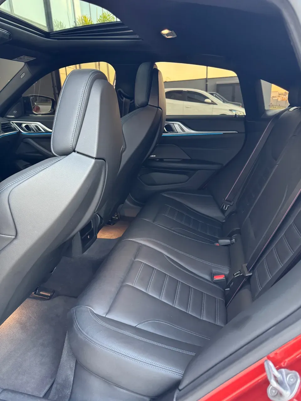 BMW I4 M50 - Imagem 13