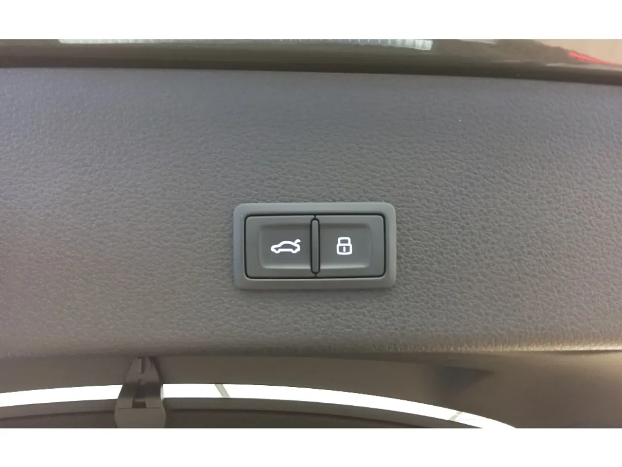 Audi E-tron Sportback - Imagem 17