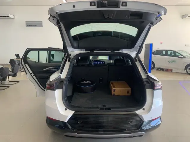 Chevrolet Equinox EV - Imagem 8