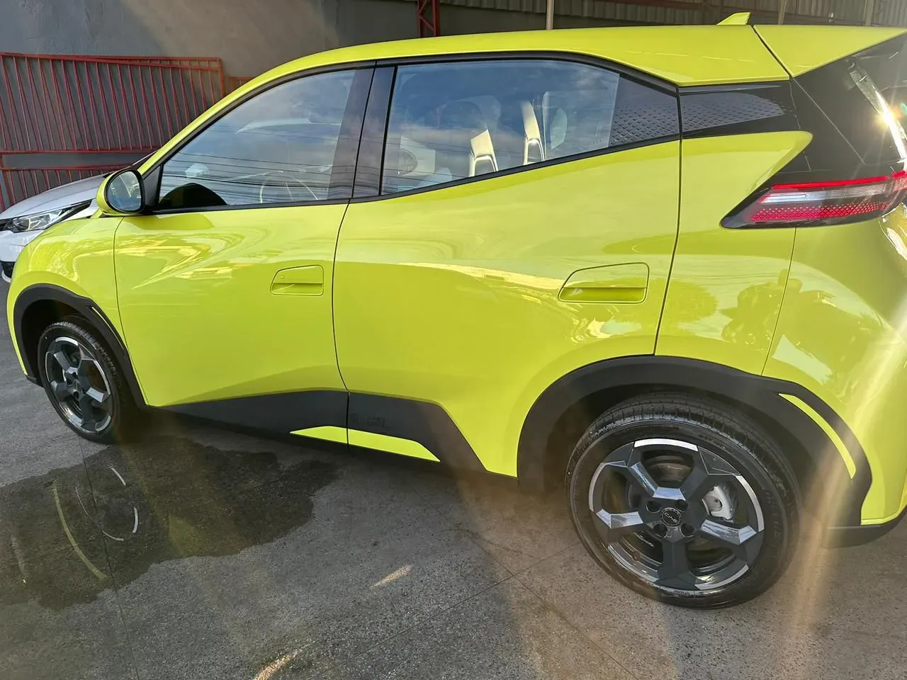 BYD Dolphin - Imagem 2