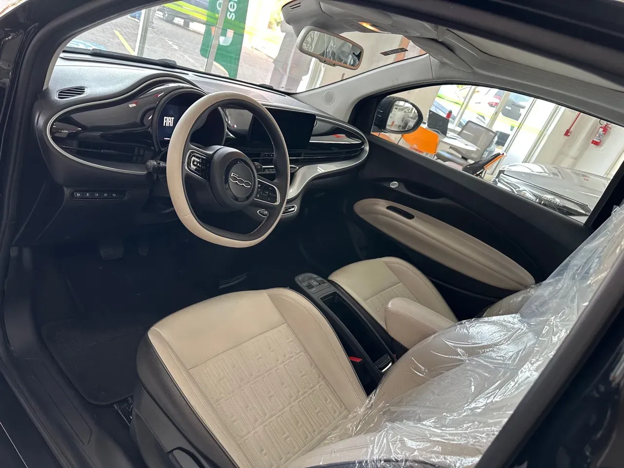 Fiat 500e - Imagem 4