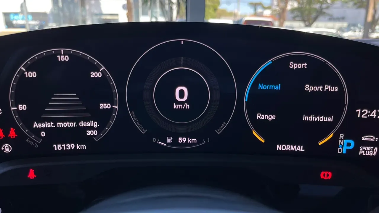 Porsche Taycan - Imagem 9