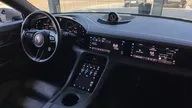 Porsche Taycan - Miniatura 11