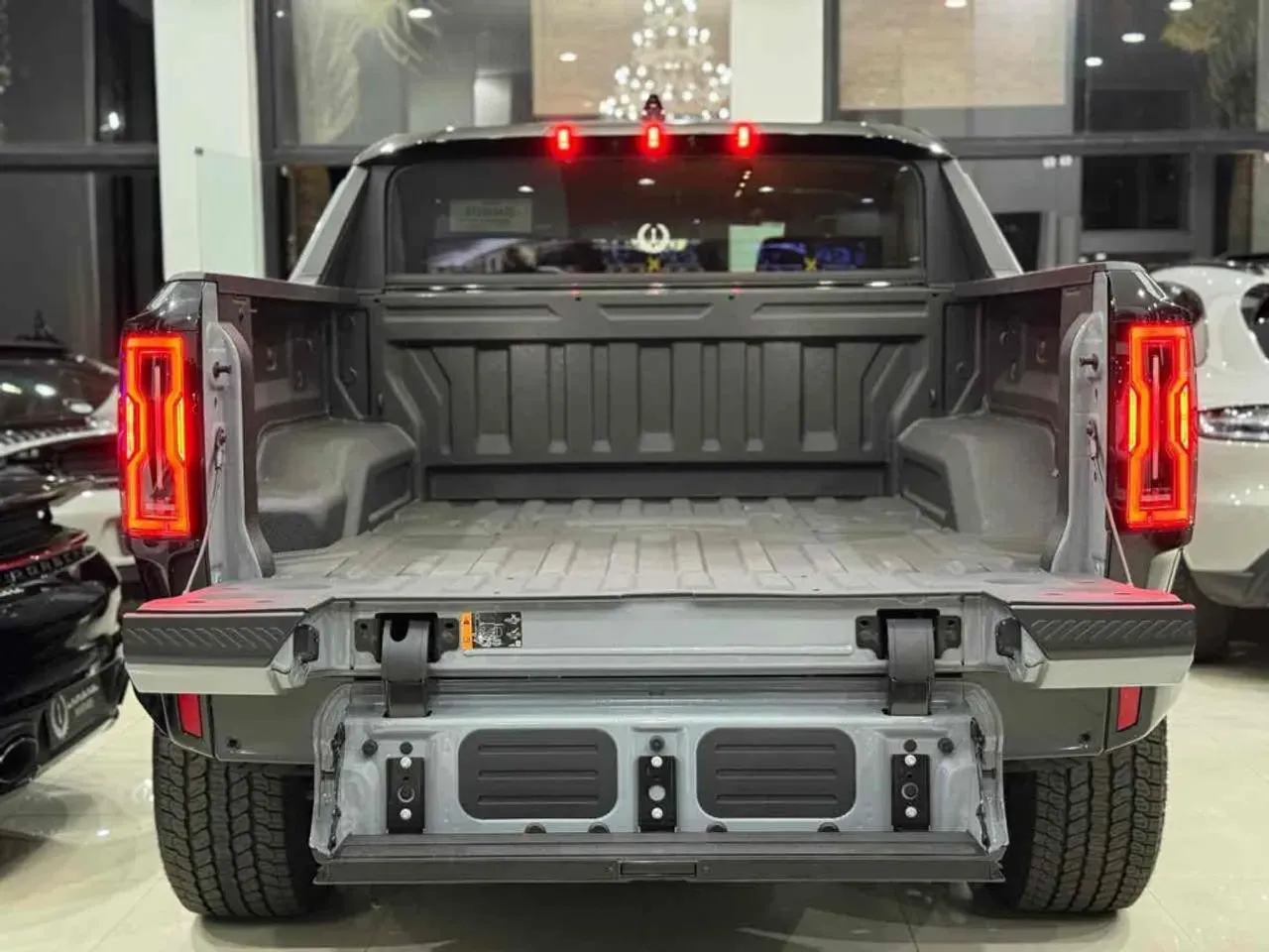 GMC Hummer EV Pickup - Imagem 8