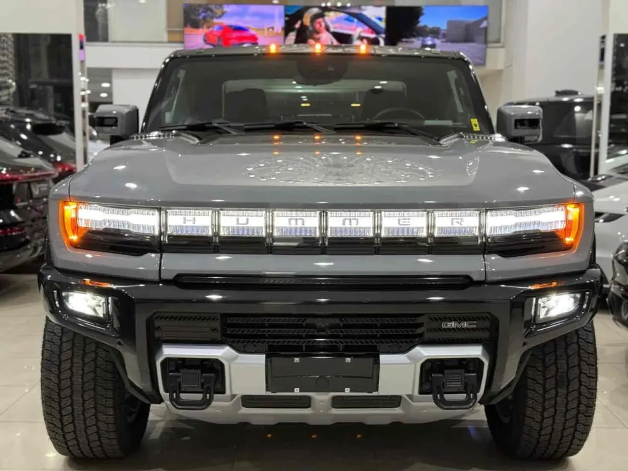 GMC Hummer EV Pickup - Imagem 11