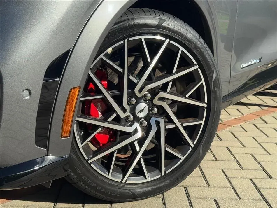 Ford Mustang Mach-e - Imagem 20