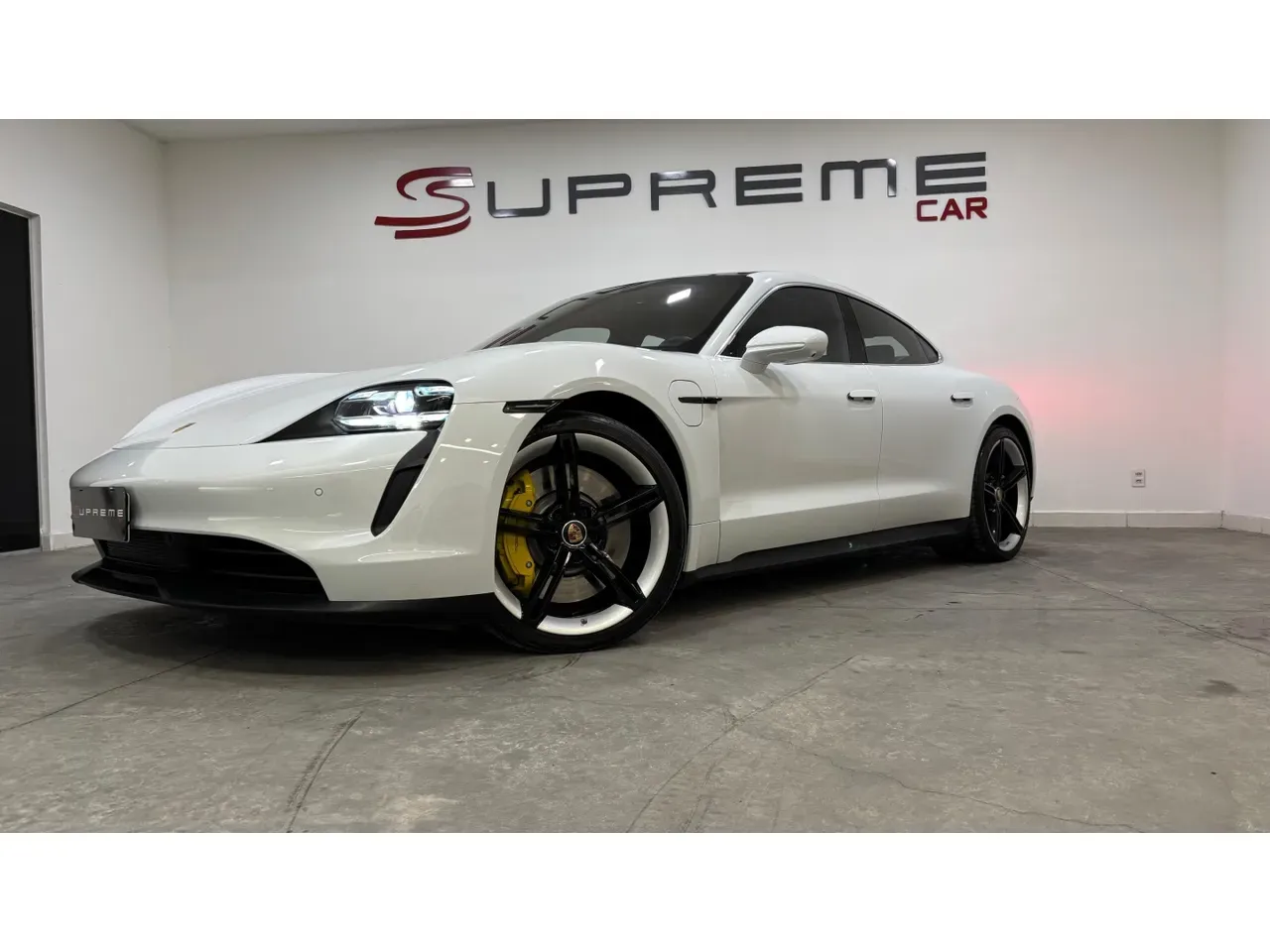 Porsche Taycan - Imagem 14