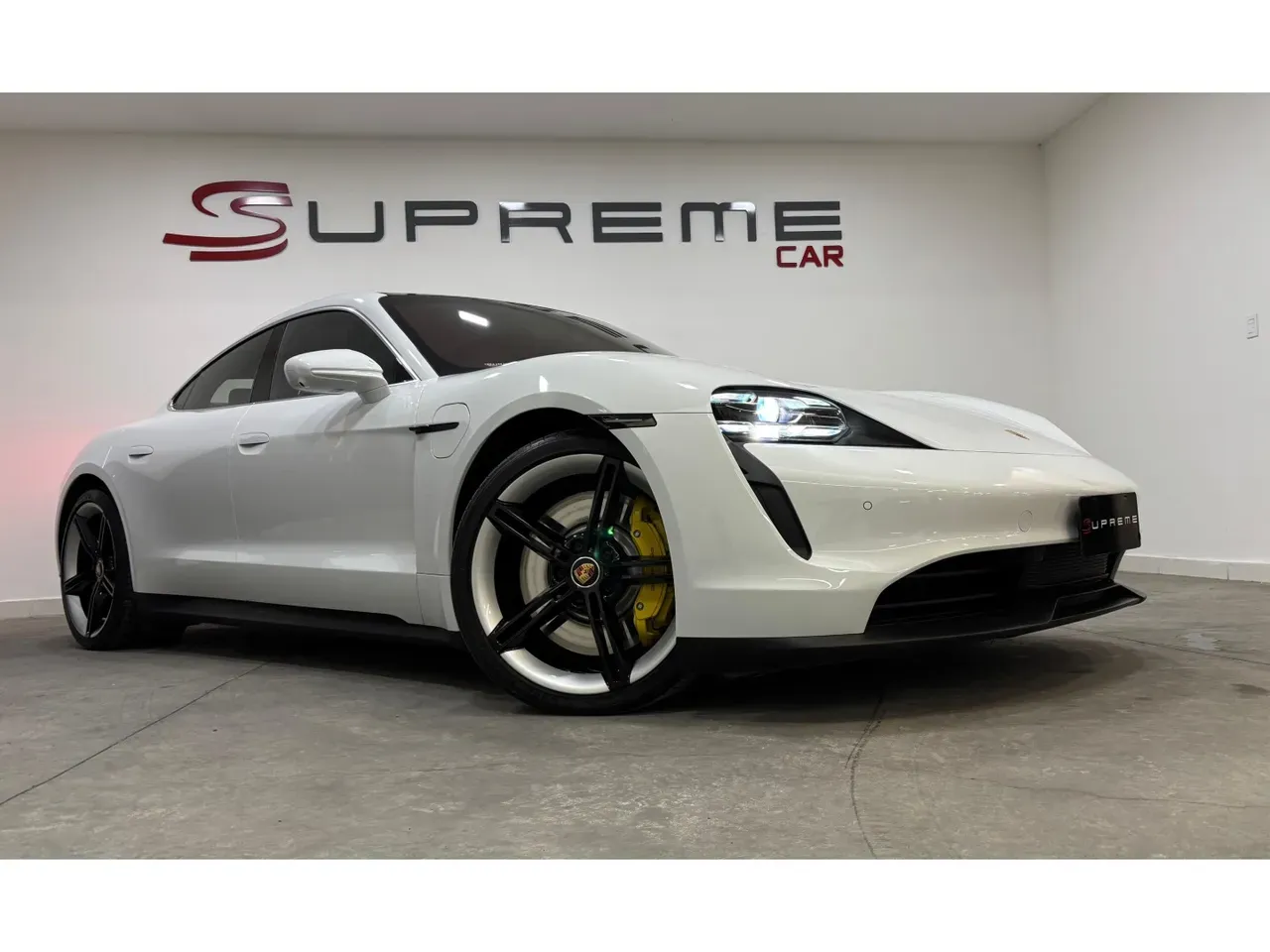 Porsche Taycan - Imagem 15