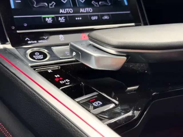 Audi Q8 E-tron - Imagem 13