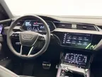 Audi Q8 E-tron - Miniatura 7