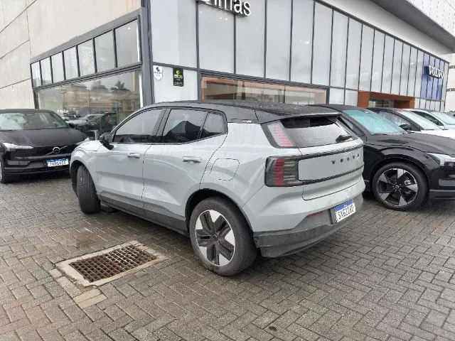 Volvo EX30 - Imagem 4