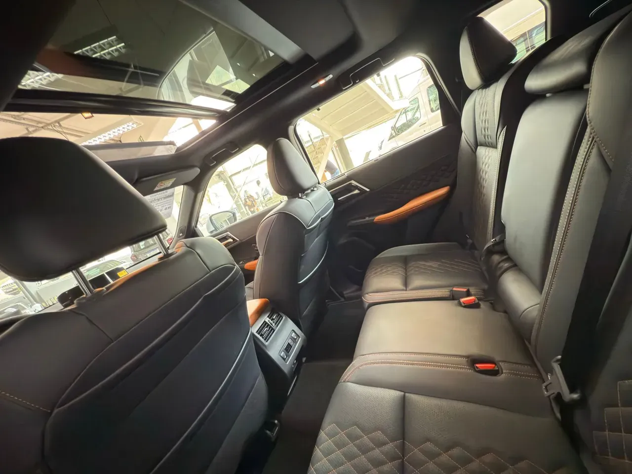 Mitsubishi Outlander Plug-in Hybrid - Imagem 18