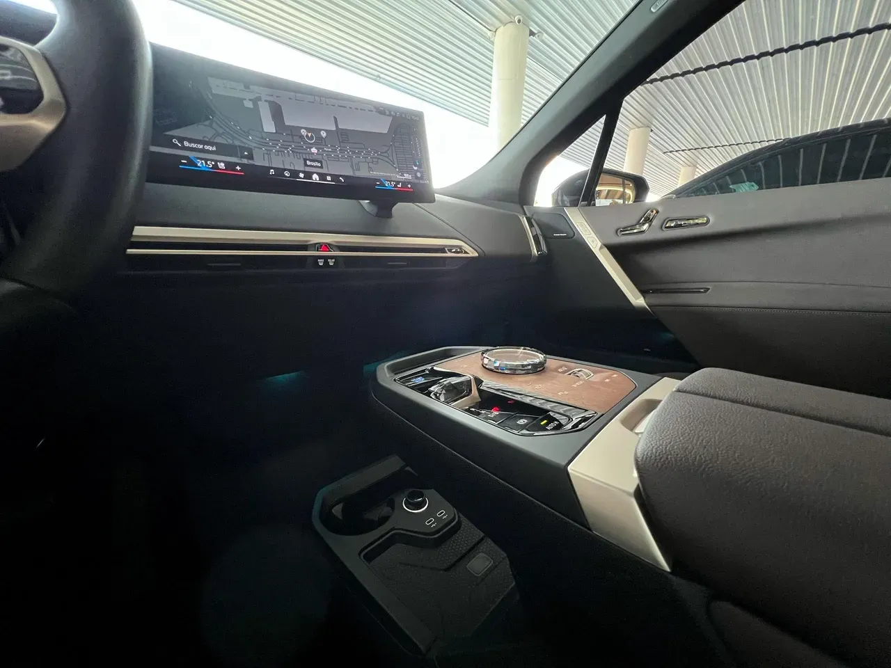 BMW Ix - Imagem 9