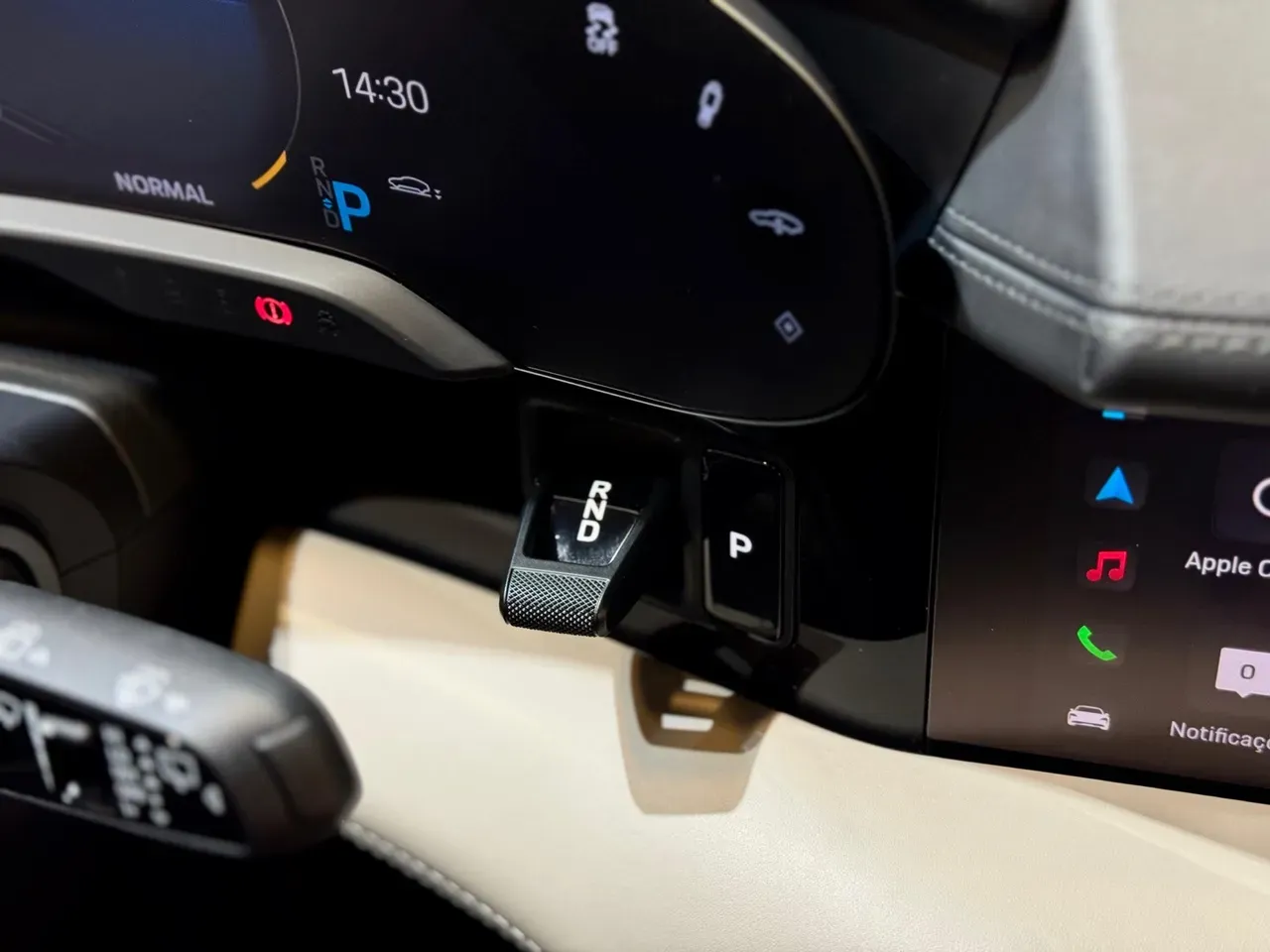 Porsche Taycan - Imagem 13