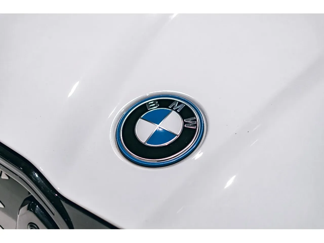 BMW IX2 - Imagem 5