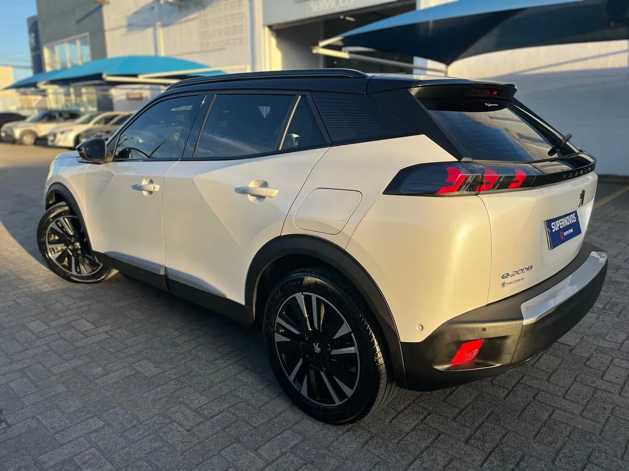 Peugeot E-208 - Imagem 4