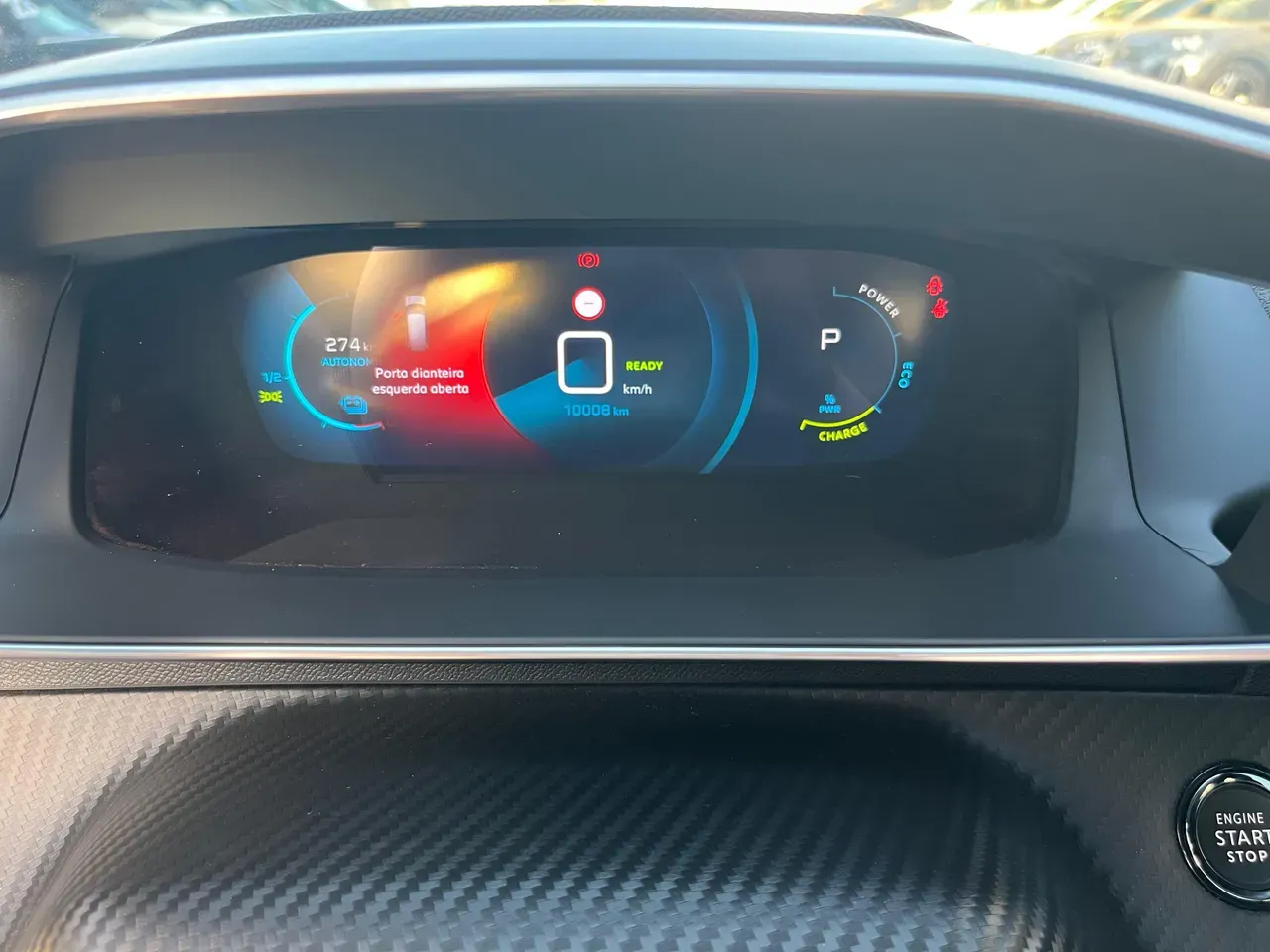 Peugeot E-208 - Imagem 19