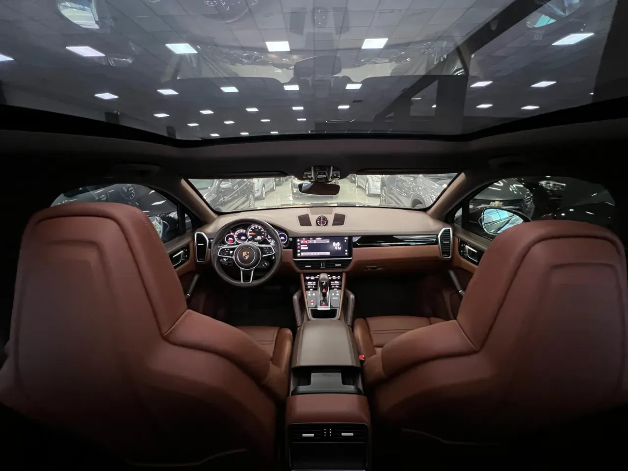 Porsche Cayenne E-hybrid - Imagem 13