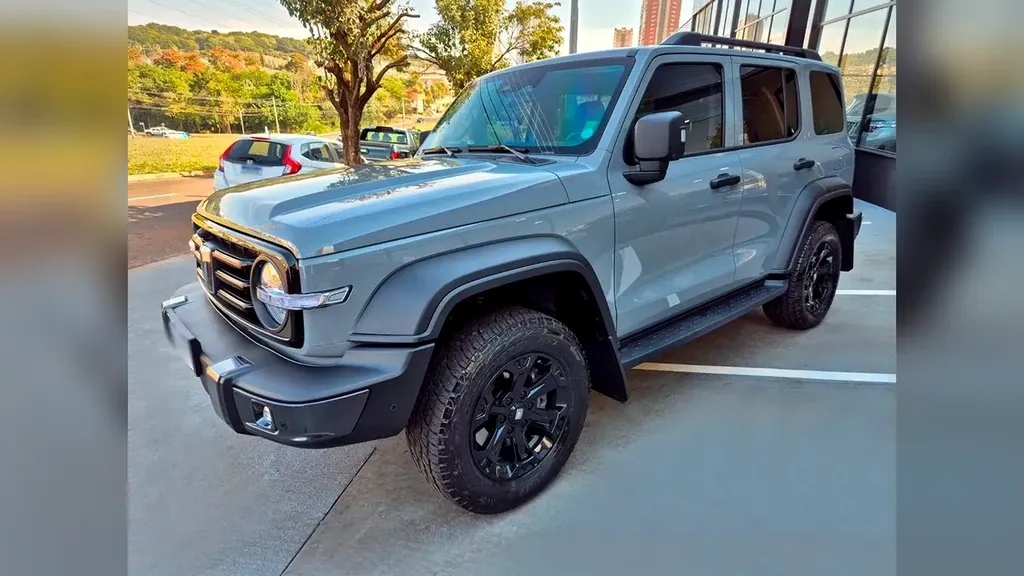 Foto de um gwm tank 300