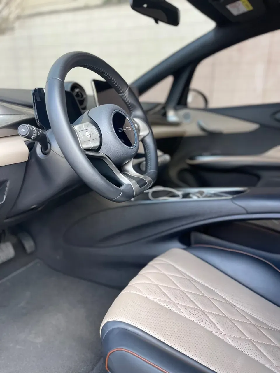 BYD Dolphin - Imagem 8