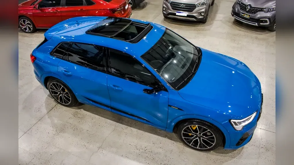 Foto de um audi e-tron