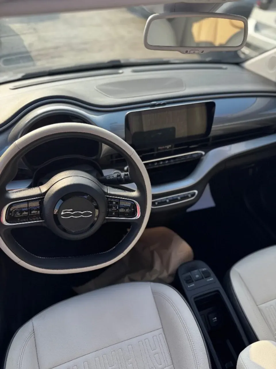 Fiat 500e - Imagem 11