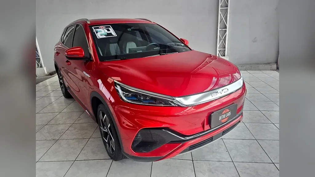 Foto de um byd yuan plus