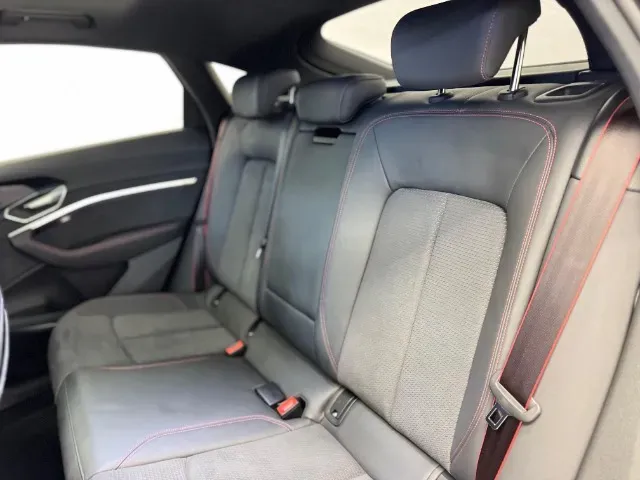 Audi Q8 E-tron - Imagem 17