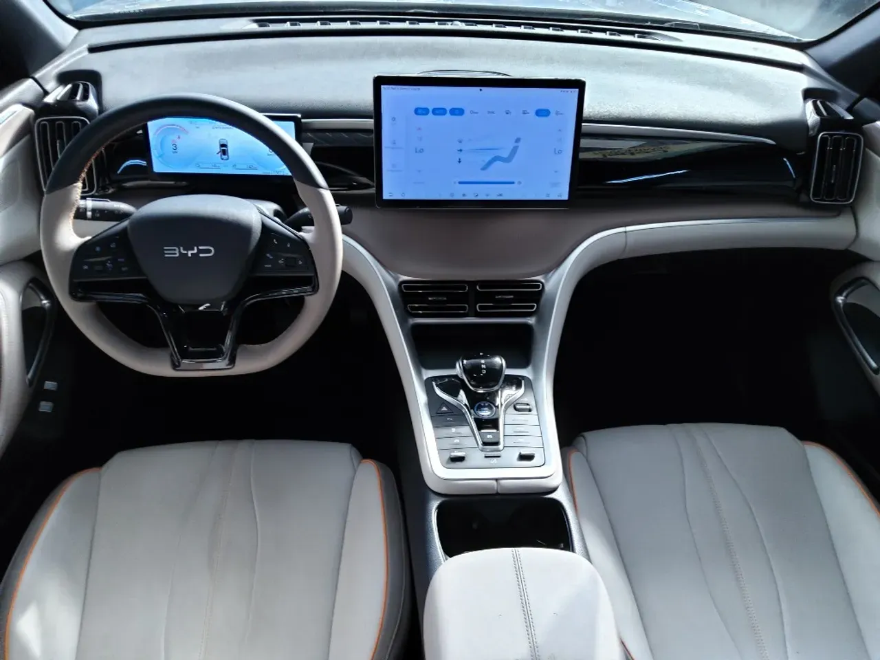 BYD Song Plus Dm-i Plug-in Hybrid - Imagem 4