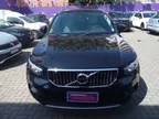 Volvo XC40 Recharge Plug-in Hybrid - Miniatura 1