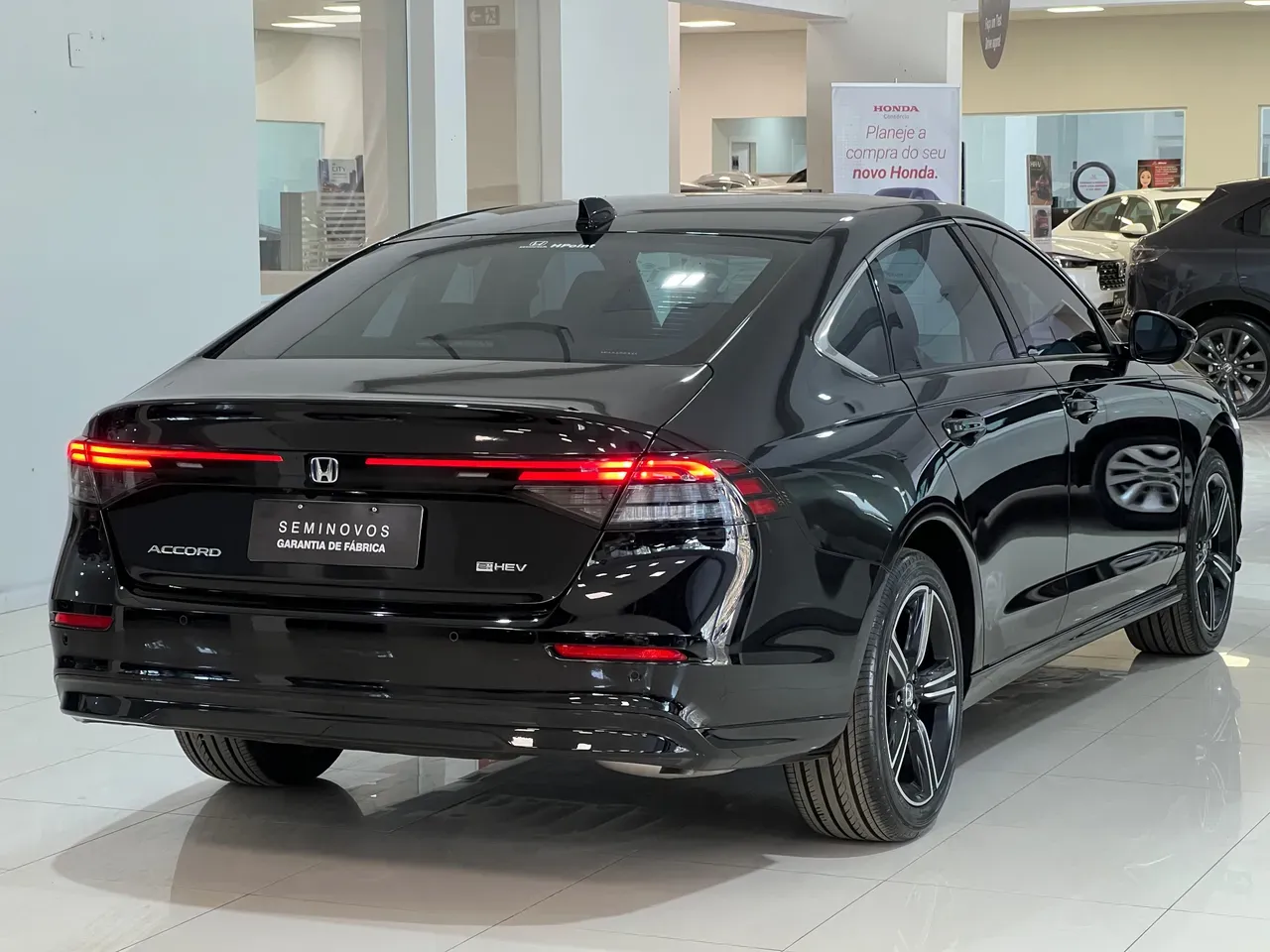 Honda Accord Plug-in Hybrid - Imagem 4