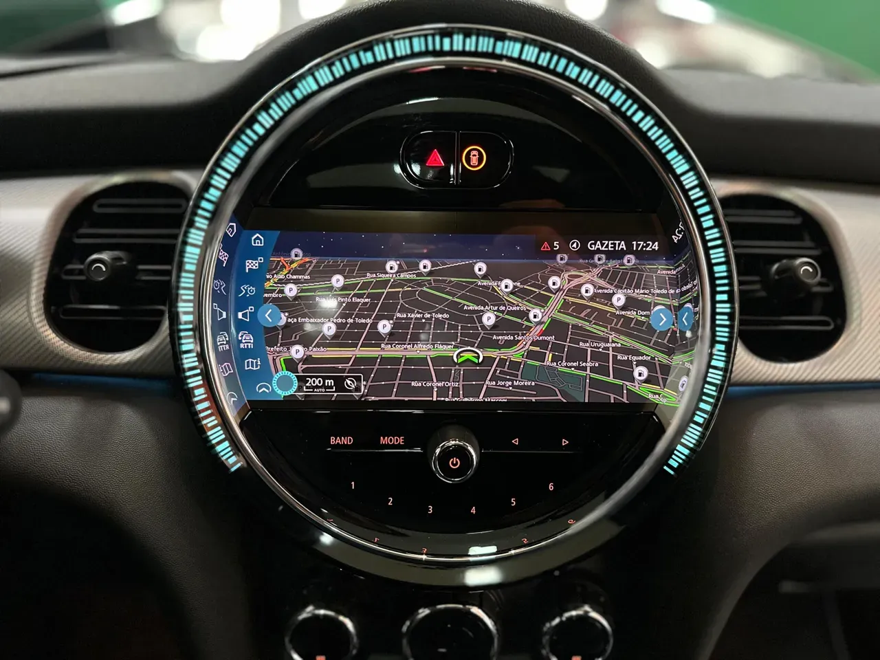 Mini Cooper SE - Imagem 11