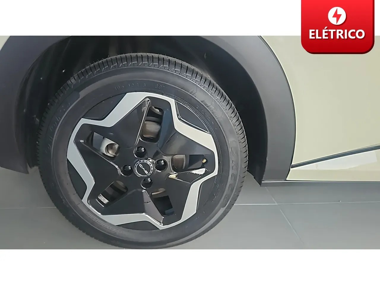 BYD Dolphin - Imagem 18