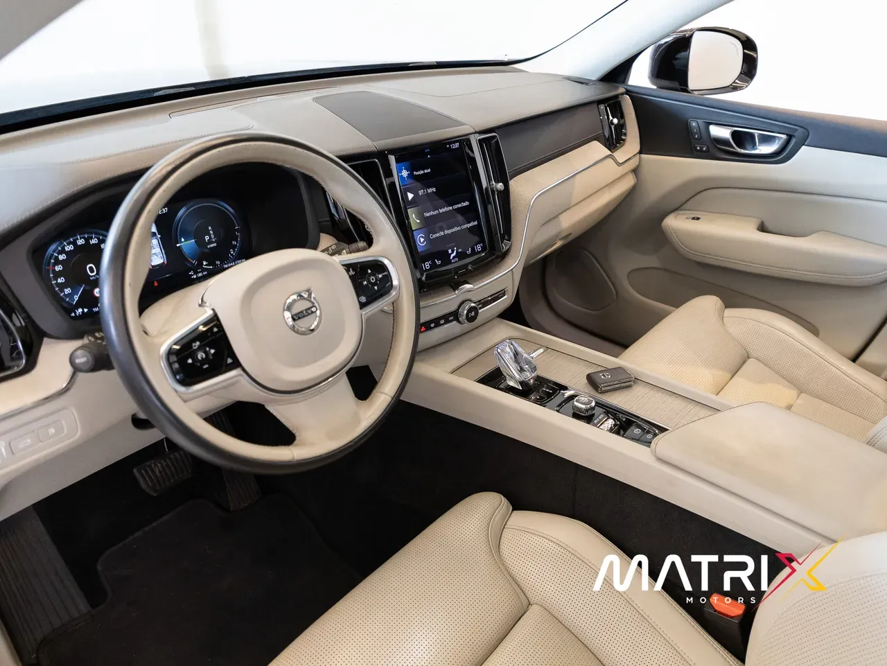 Volvo Xc60 Recharge Plug-in Hybrid - Imagem 15