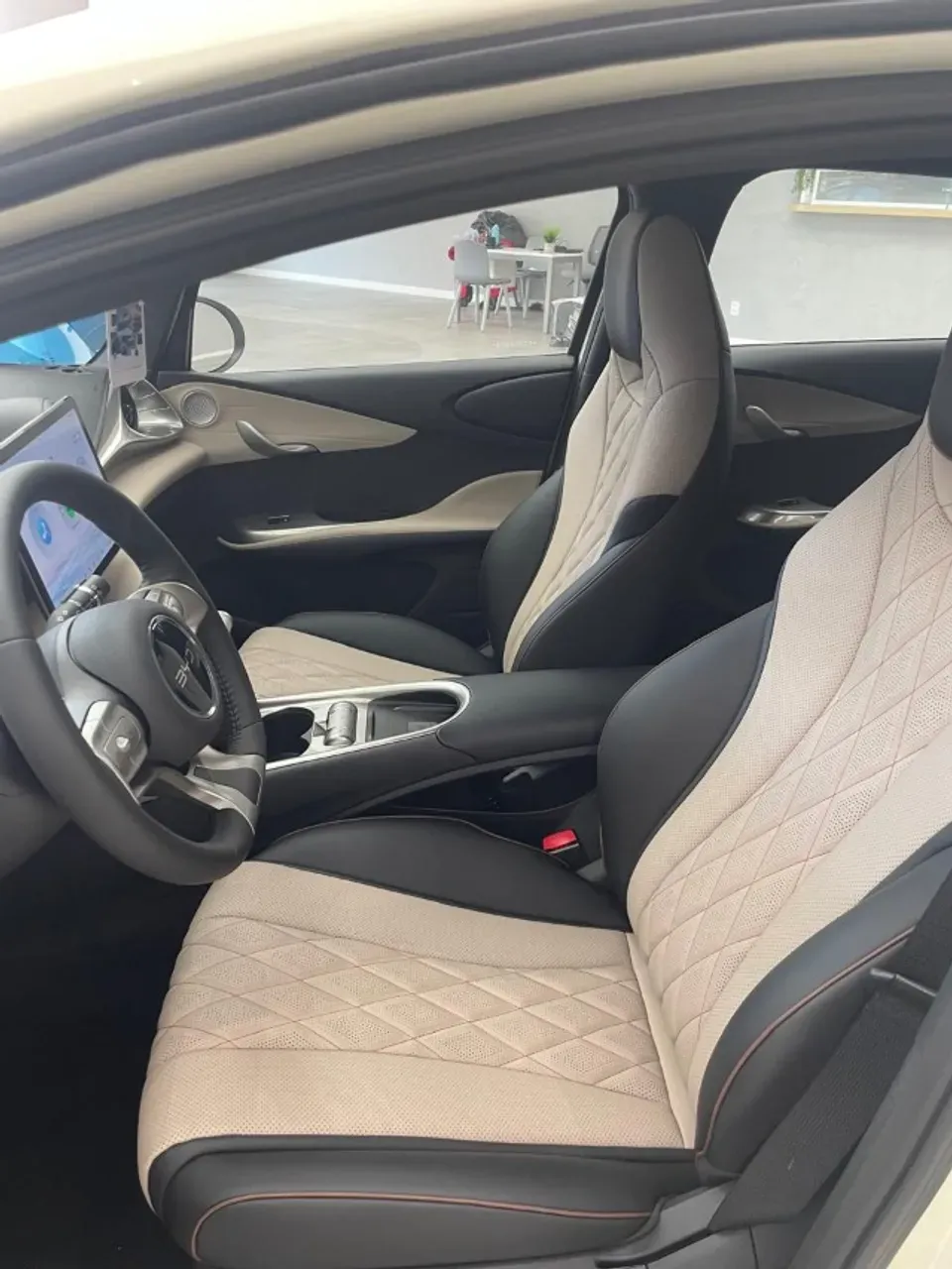 BYD Dolphin - Imagem 8