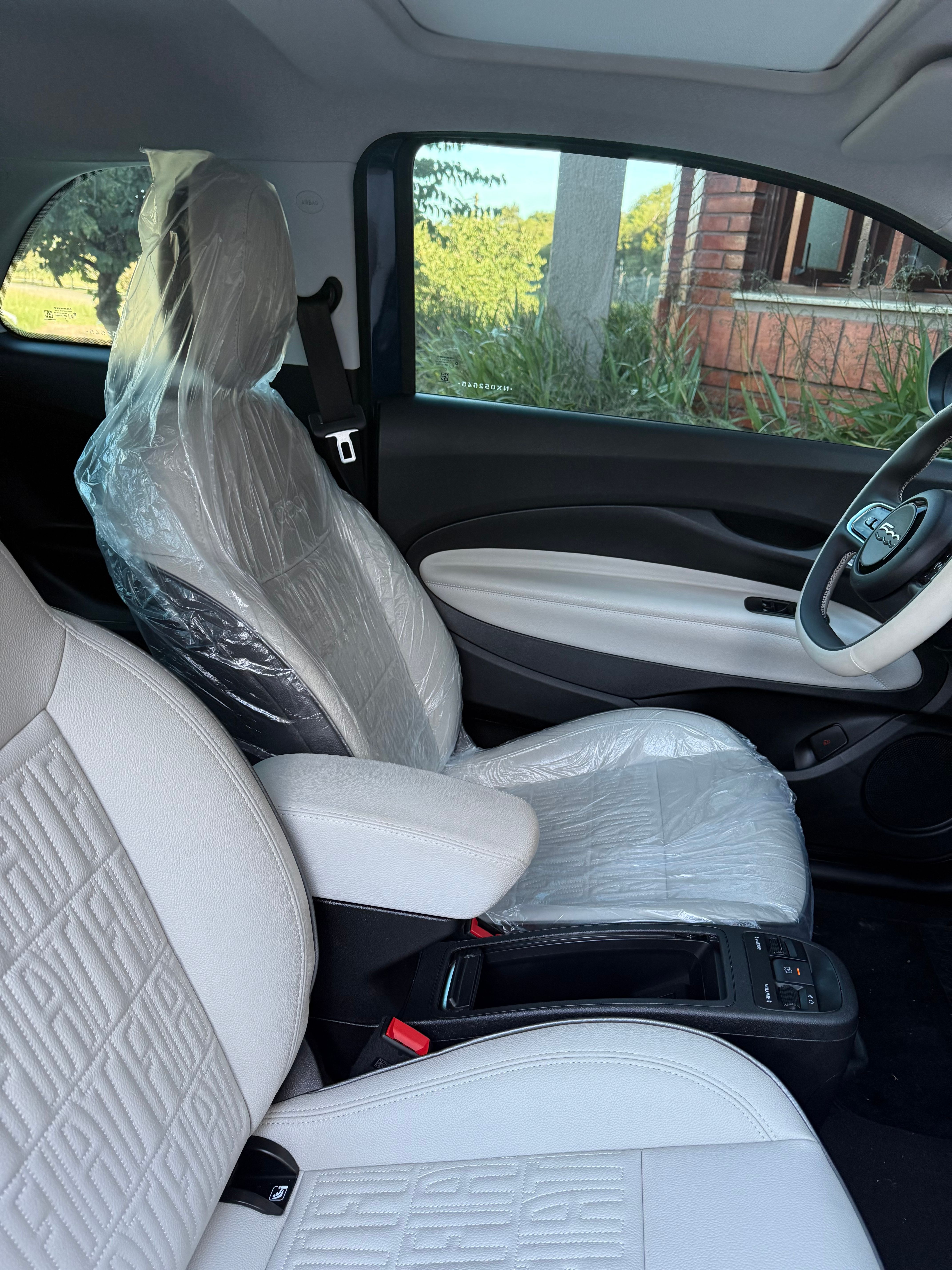 Fiat 500e - Imagem 14