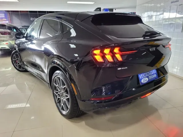 Ford Mustang Mach-e - Imagem 6