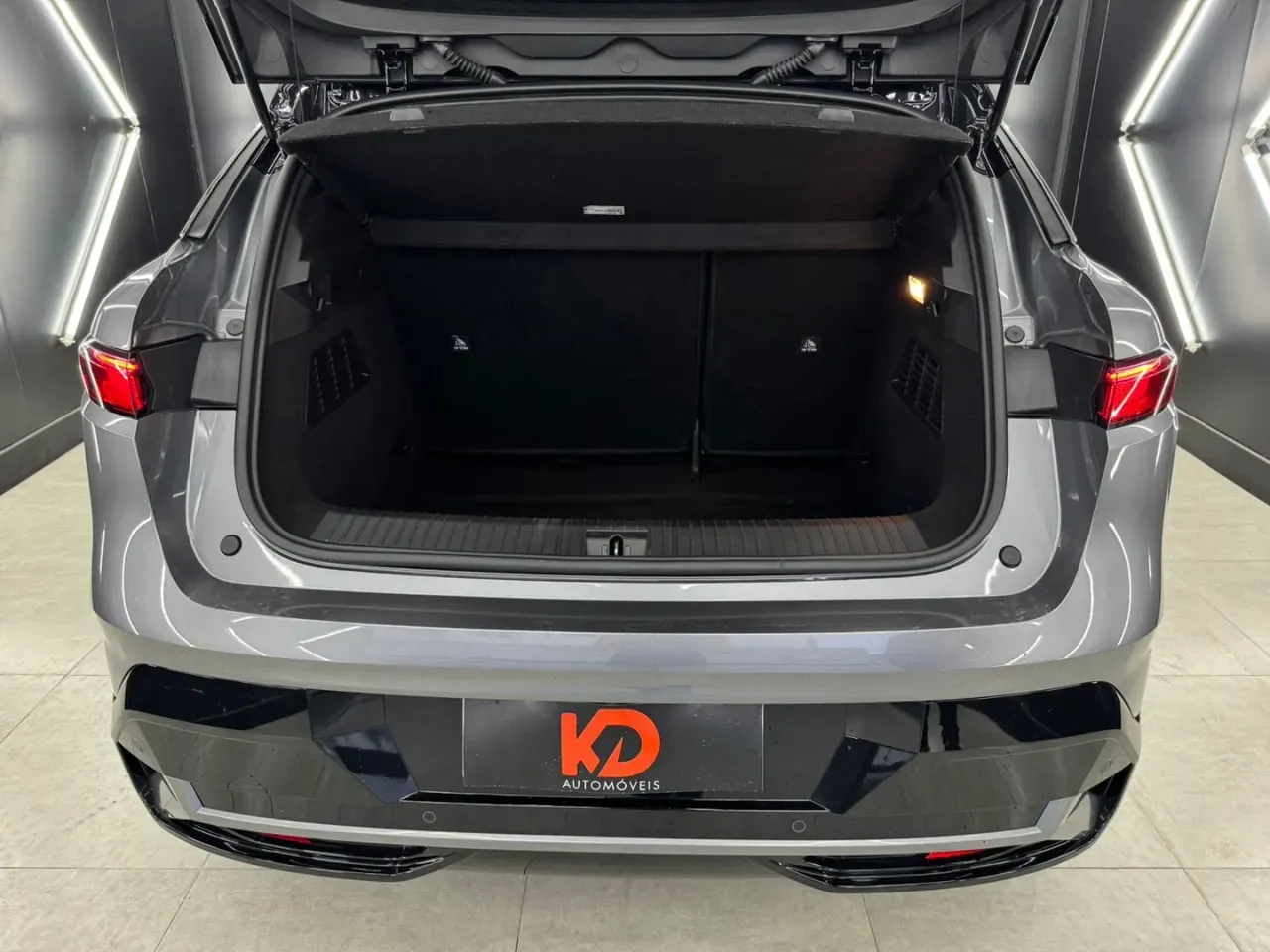 Renault Megane E-tech Electric - Imagem 13