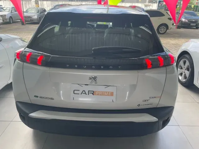 Peugeot E-2008 - Imagem 6