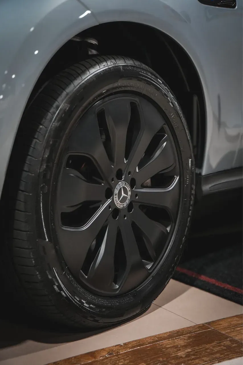 Mercedes Eqc400 - Imagem 8