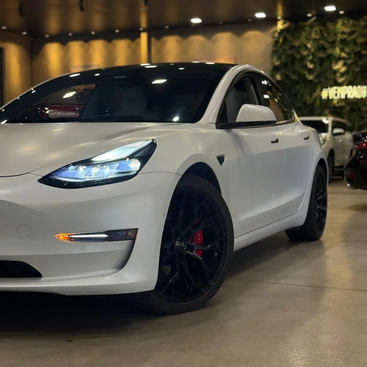 Tesla Model 3 - Imagem 7