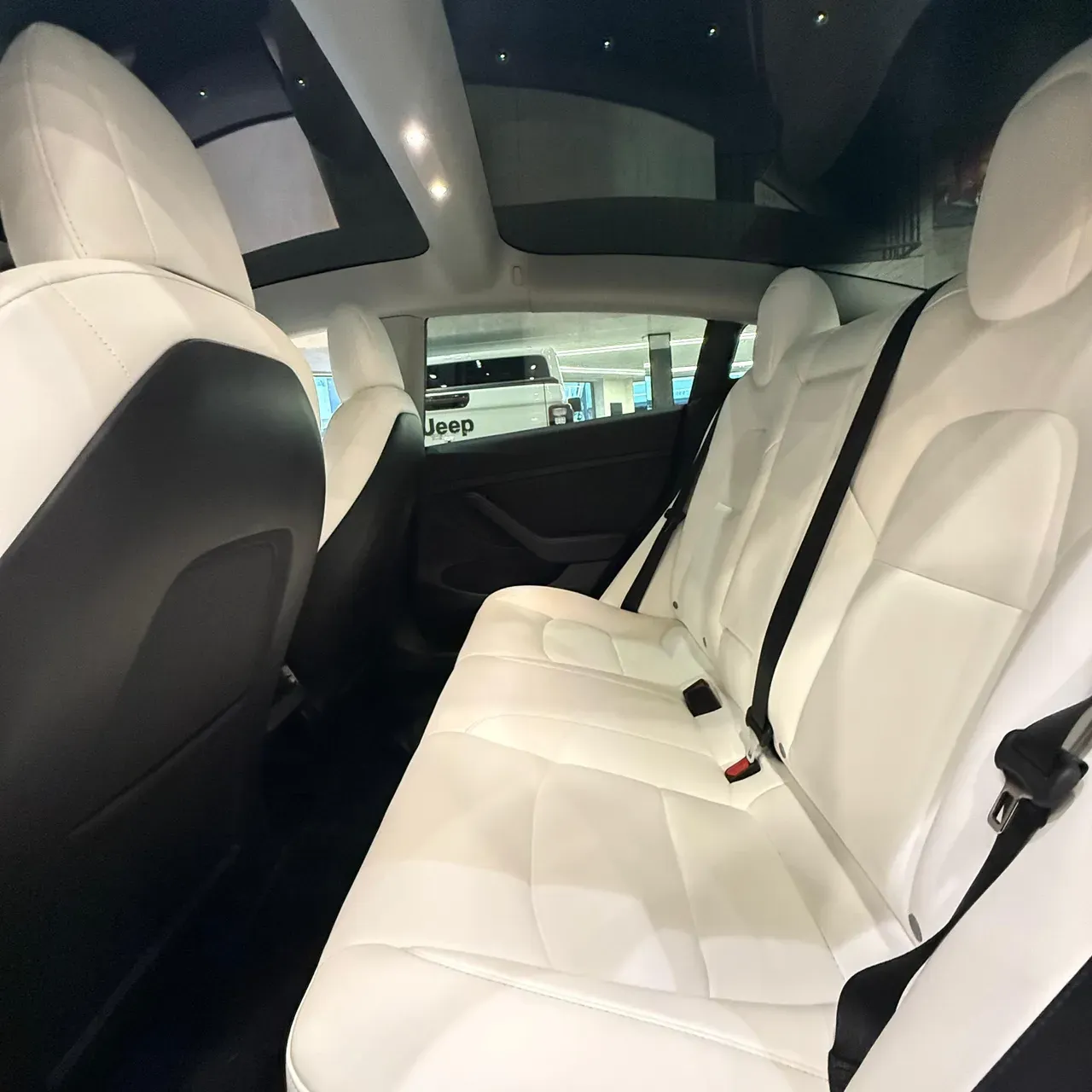 Tesla Model 3 - Imagem 14