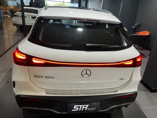 Mercedes Eqa 250 - Imagem 5